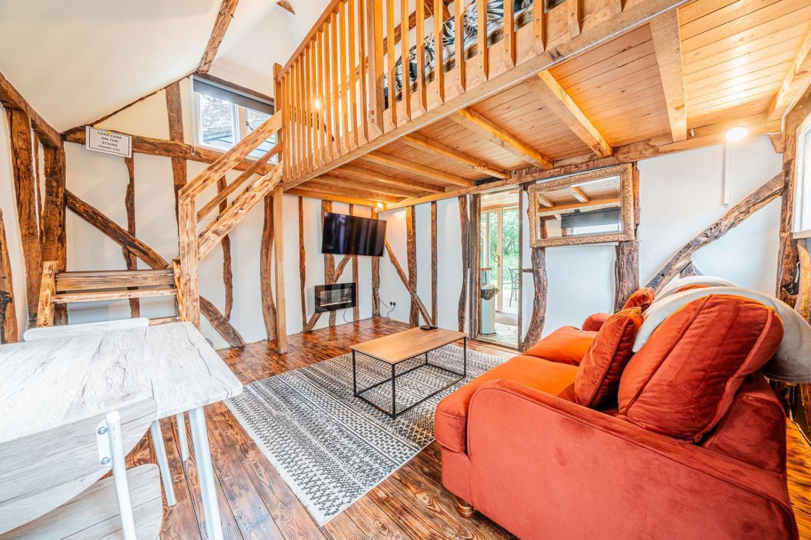 Cozy Cottage With Hot Tub! Cadnam ภายนอก รูปภาพ